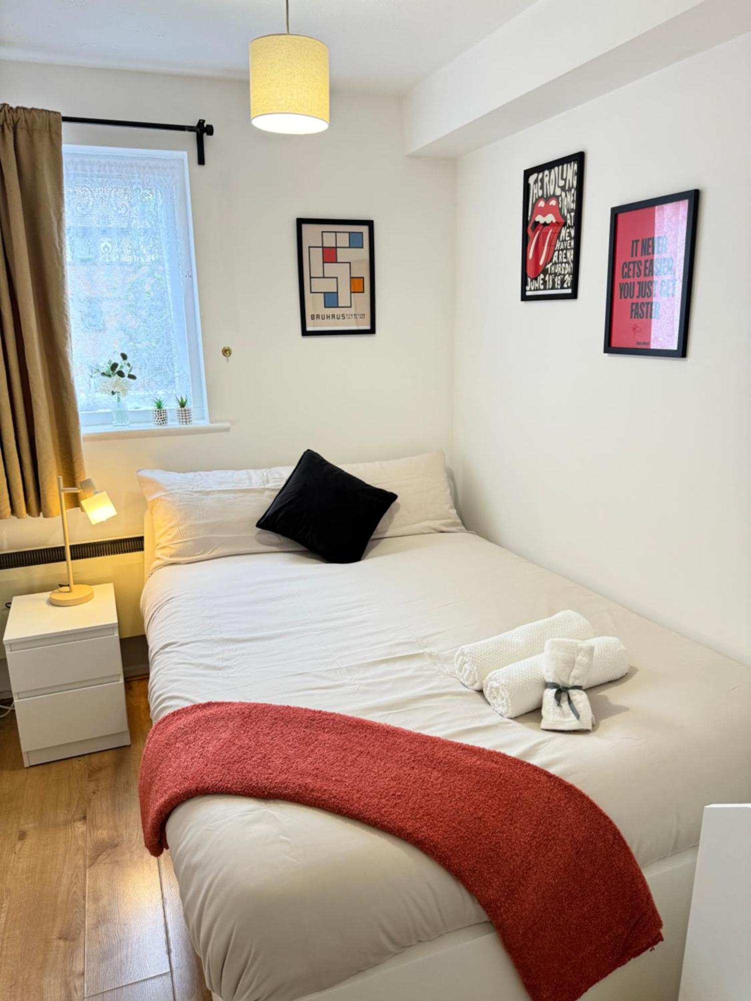 Tranquil 2 Bed Near Downtown & Free Parking Londen